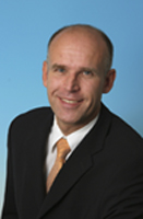 Dr. Rolf Keller, Leiter Vertrieb bei der Ekumo GmbH Dr. Rolf Keller, Leiter Vertrieb bei der Ekumo GmbH