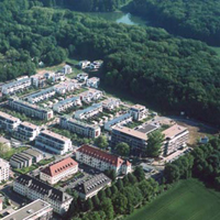 Stadtnah und mitten im Grünen: Nur noch wenige Grundstücke für die Bebauung im Bauhausstil.