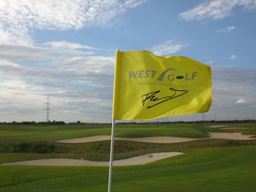 West-Golf zwischen Köln und Bonn freut sich auf die neue Golfsaison West-Golf zwischen Köln und Bonn freut sich auf die neue Golfsaison