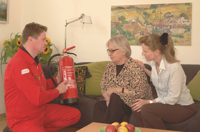 bvbf - Bundesverband Brandschutz-Fachbetriebe e.V.:   Rauchwarnmelder und Feuerlöscher - Mehr Sicher