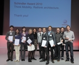 Aus 10 Finalisten die fünf Gewinner-Teams des diesjährigen Schindler Awards gekürt. 