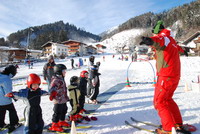 Skikurs im Familienurlaub gratis