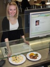 Neues Online-System beschleunigt Schulmensabetrieb Neues Online-System beschleunigt Schulmensabetrieb