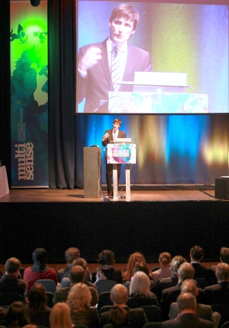 Olaf Hartmann initiiert Forum für multisensorisches Marketing in der Kulturhauptstadt Olaf Hartmann initiiert Forum für multisensorisches Marketing in der Kulturhauptstadt