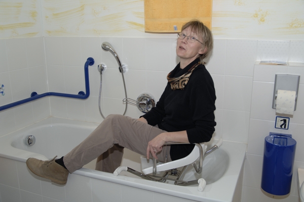 Im Alter selbstständig und sicher Wohnen Im Alter selbstständig und sicher Wohnen