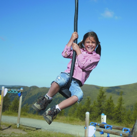 Neue Familientouren inÖsterreichs Wanderdörfer Neue Familientouren inÖsterreichs Wanderdörfer