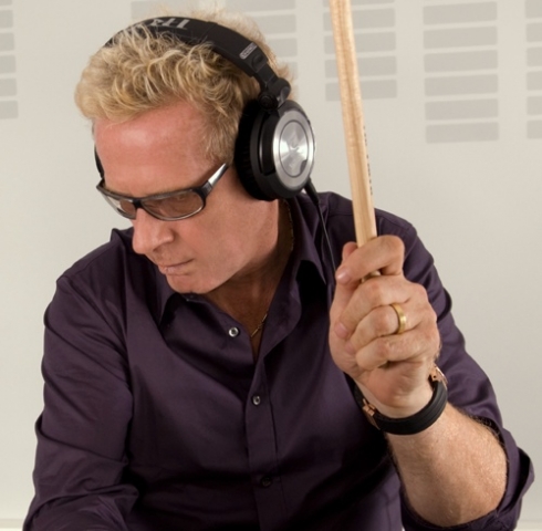 Ultrasoneüberzeugt Lindenberg-Drummer Bertram Engel Ultrasoneüberzeugt Lindenberg-Drummer Bertram Engel