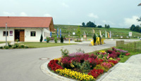 Ein neues Ziel für anspruchsvolle Campingfreunde ist die Fünf-Sterne-Anlage Vital Camping Bayerbach Ein neues Ziel für anspruchsvolle Campingfreunde ist die Fünf-Sterne-Anlage Vital Camping Bayerbach