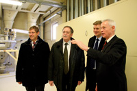 Führung im Werk Garrel. Von Links: Anton Krömer, LM Gert Lindemann, Ulf Thiele sowie Heinz Neesen.