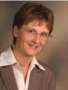 Teletutorin und Teledozentin Monika Koukal hilft beim E-Learning Teletutorin und Teledozentin Monika Koukal hilft beim E-Learning