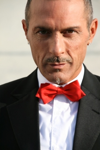 Supertalent Carlos Fassanelli mit neuer CD - Donnerstag live auf manytoo.com