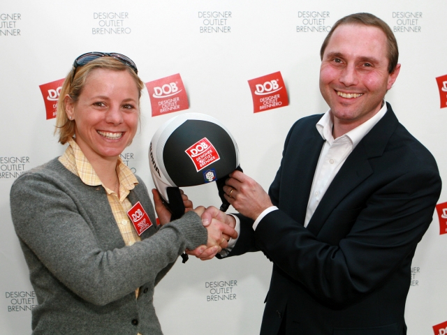 Denise Karbon ist die neue Botschafterin des Designer Outlet Brenner Denise Karbon ist die neue Botschafterin des Designer Outlet Brenner