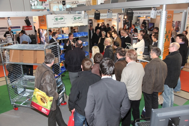 LogiMAT-Rückblick: E+P erfüllt mit Warehouse-Parcours Erwartungen der Fachbesucher LogiMAT-Rückblick: E+P erfüllt mit Warehouse-Parcours Erwartungen der Fachbesucher