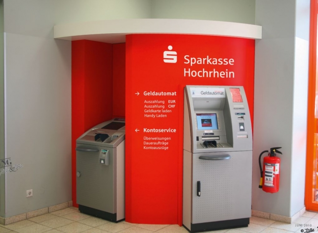 Die SB-Zone als Einladung zum Kundendialog.