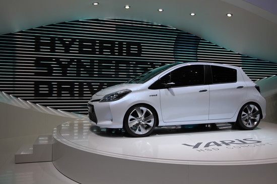 Déri Design gestaltet Auftritt von Toyota beim Genfer Auto-Salon