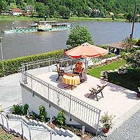 Geführt als Hotel oder Pension bietet die Villa Romantcia zusätzlich die Vorzüge einer Ferienwohnung