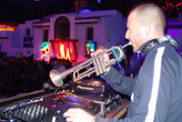 Für den passenden Sound sorgt der internationale Top-DJ Gordon Edge Für den passenden Sound sorgt der internationale Top-DJ Gordon Edge