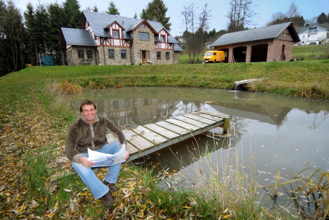 Vom Kellerboden bis zum Schieferdach: Mühlen-Neubau nach historischen Vorbildern