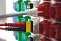 In R&Mfreenet Verteileranlagen können Kupfer- und Glasfaserverkabelung kombiniert werden. Foto: R&M
