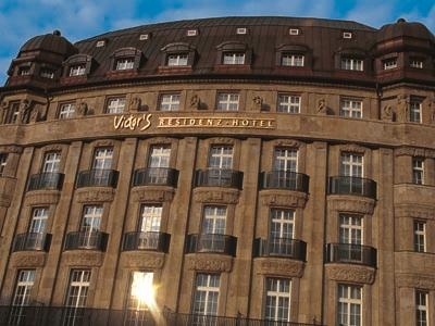 Eine Nacht lang ein 4-Sterne-Hotel ganz für sich alleine - hotel.de macht's möglich Eine Nacht lang ein 4-Sterne-Hotel ganz für sich alleine - hotel.de macht's möglich
