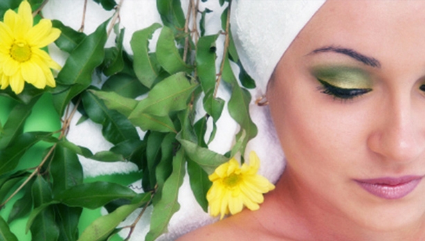 Axia Group (AGIJ): Zwei regionale US-Einzelhandelsketten bewerten Produkte von Collagenna Skin Care 