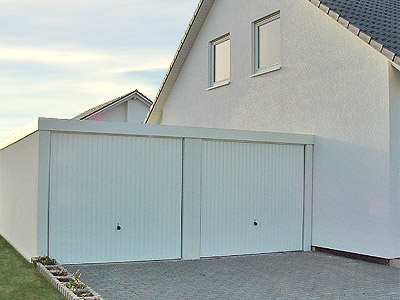 Garagenbau ist optimal für Gemeinden: Zwei Fertiggaragen für ein schöneres Schwimmbad Garagenbau ist optimal für Gemeinden: Zwei Fertiggaragen für ein schöneres Schwimmbad