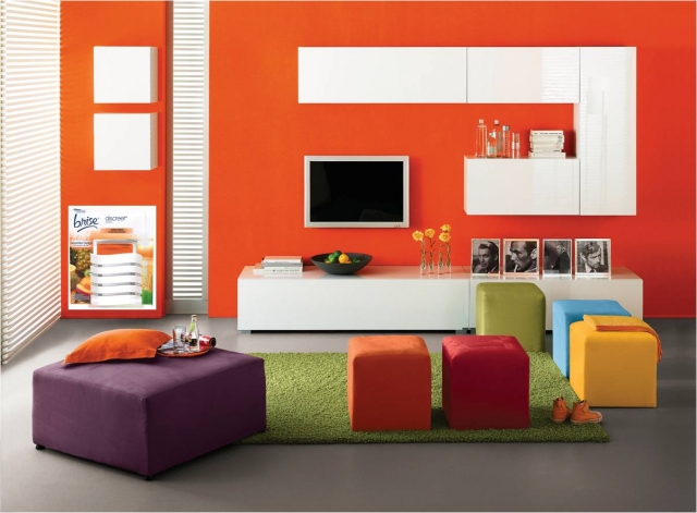 Tapetenwechsel: Mit neuen Farben, Accessoires und Raumdüften Urlaubsstimmung im eigenen Heim verbrei