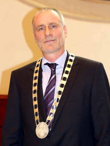 Professor Friedbert Ninow ist Rektor der Theologischen Hochschule Friedensau Professor Friedbert Ninow ist Rektor der Theologischen Hochschule Friedensau