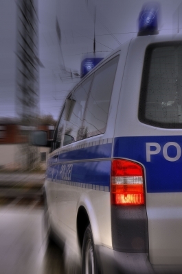 Verkehrsrechtsschutzversicherung. Ein Blaulicht allein macht keinenÄrger Verkehrsrechtsschutzversicherung. Ein Blaulicht allein macht keinenÄrger
