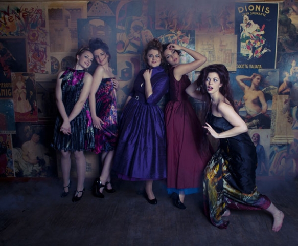 Sopranistin Barbara Bonney eröffnet LUNA DressDesign, die Boutique für erlesene Mode mit eigener Cou