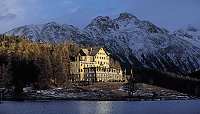 Das Hotel Waldhaus am See, Heimat der grössten Whisky Bar der Welt Das Hotel Waldhaus am See, Heimat der grössten Whisky Bar der Welt