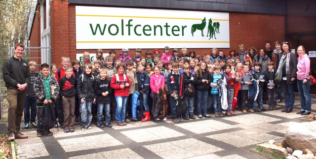 Wolfcenter vermittelt Umweltbildung und Naturtourismus zugleich