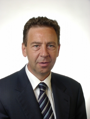 Global Sourcing-Anbieter erweitert Management: Peter Stutz, neuer Country Manager bei NIIT in der Sc Global Sourcing-Anbieter erweitert Management: Peter Stutz, neuer Country Manager bei NIIT in der Sc