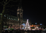 Weihnachten auf dem Hamburger Rathausmarkt Weihnachten auf dem Hamburger Rathausmarkt