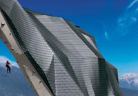 Outdoorkletterhalle in steingrau P.10