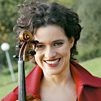 Violinistin Eva Esser ist freischaffende Kammermusikerin und Initiatorin der Kammermusikreihe „Viels Violinistin Eva Esser ist freischaffende Kammermusikerin und Initiatorin der Kammermusikreihe „Viels