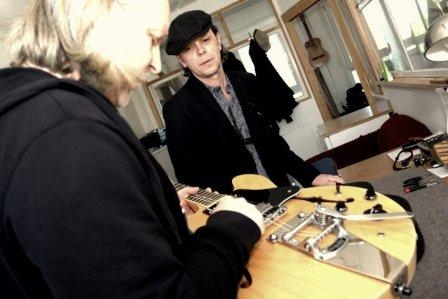 Top-Frühjahrsangebot von Pagel Guitars in Berlin-Pankow: professioneller Saison-Check für Gitarren Top-Frühjahrsangebot von Pagel Guitars in Berlin-Pankow: professioneller Saison-Check für Gitarren