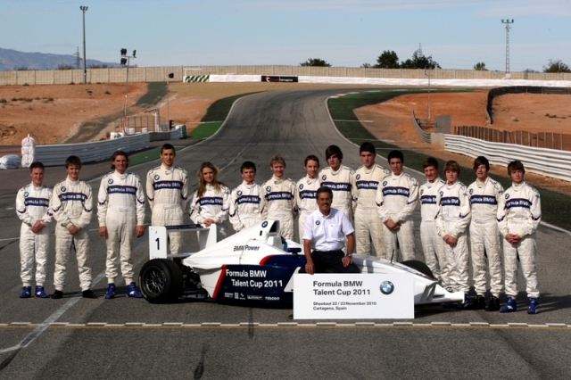Junge Nachwuchs-Talente auf Reisen durch die Welt des Motorsports Junge Nachwuchs-Talente auf Reisen durch die Welt des Motorsports