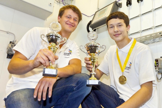 Deutschlands beste Nachwuchs-Elektroniker kommen aus Thüringen und Bayern - Sieger fliegen zur World