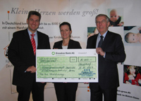 Von rechts: Dr. Rudolf Hammerschmidt, Sandra Gehling und Jörn Hüttges. Von rechts: Dr. Rudolf Hammerschmidt, Sandra Gehling und Jörn Hüttges.