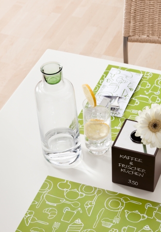 Coole Sommer-Drinks in Farbe Coole Sommer-Drinks in Farbe