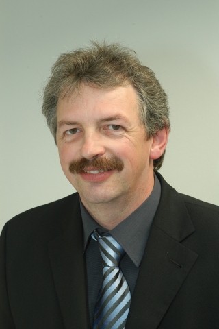 Interessenverband der deutschen Heimtierbranche: Norbert Holthenrich ist neuer Präsident des ZZF Interessenverband der deutschen Heimtierbranche: Norbert Holthenrich ist neuer Präsident des ZZF