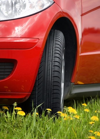 Mit Nokian-Öko-Reifen Sprit sparen und sicher fahren