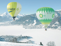 Bei der BP Gas Alpine Balloon Trophy verwandeln Heißluftballone den Himmel in ein Farbenmeer.