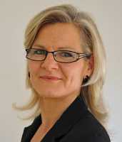 EU-Unternehmensbotschafterin Dr. Karin Uphoff lädt zum ladies dental talk nach Plauen. EU-Unternehmensbotschafterin Dr. Karin Uphoff lädt zum ladies dental talk nach Plauen.