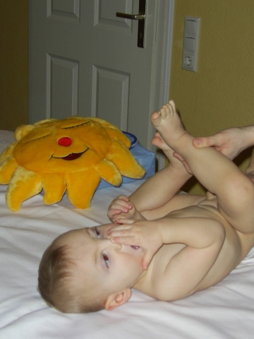 Die traditionelle ayurvedische Babymassage - Kumara Abhyanga Die traditionelle ayurvedische Babymassage - Kumara Abhyanga