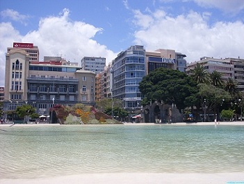 Plaza España in Santa Cruz Plaza España in Santa Cruz