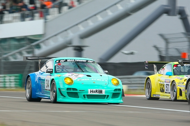 FALKEN Motorsports: Generalprobe für das 24h-Rennen erfolgreich bestanden