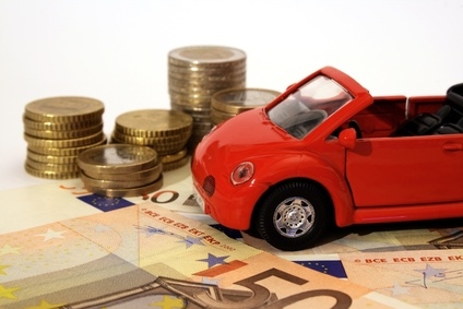 Für den Autokauf ist ein Ratenkredit günstiger Für den Autokauf ist ein Ratenkredit günstiger