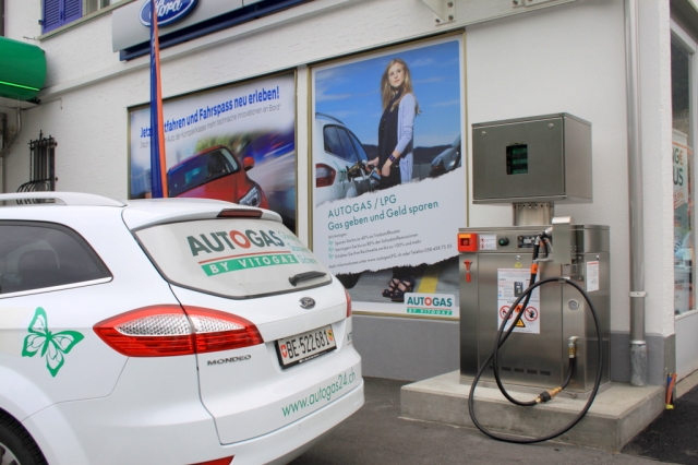 Schont Umwelt und Geldbeutel: Weitere Autogastankstelle in der Schweiz an der Gotthardroute eingewe Schont Umwelt und Geldbeutel: Weitere Autogastankstelle in der Schweiz an der Gotthardroute eingewe
